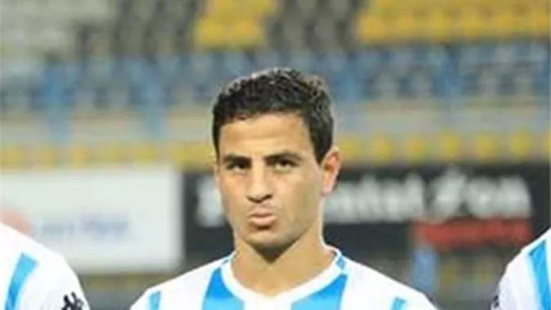 نجم بيراميدز يوقع للبنك الاهلي
