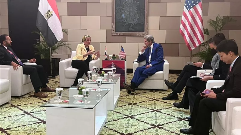 وزيرة البيئة: اتفاق مصرى أمريكى على دعم برنامج 
