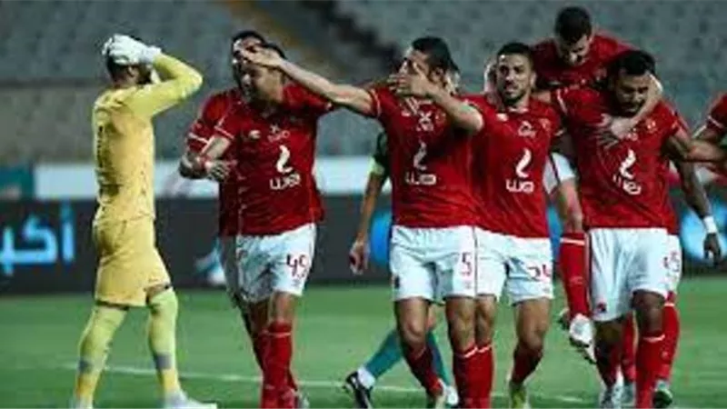نجم الاهلى على رادار أبها السعودي