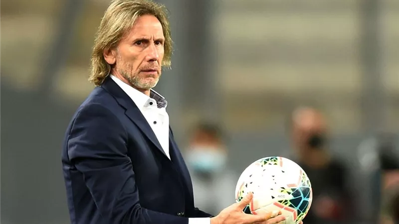المدير الفنى لمنتخب البيرو ينضم لقائمة المرشحين لتدريب الأهلي