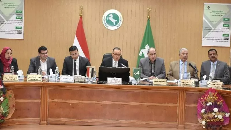 محافظ الشرقية يُشدد على غلق مراكز الدروس الخصوصية والكيانات التعليمية غير المرخصة