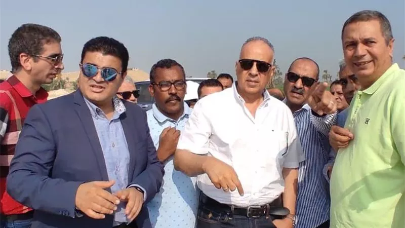 وزير الري ونائب محافظ بنى سويف يتفقدان أعمال الحماية بمخرالسيول