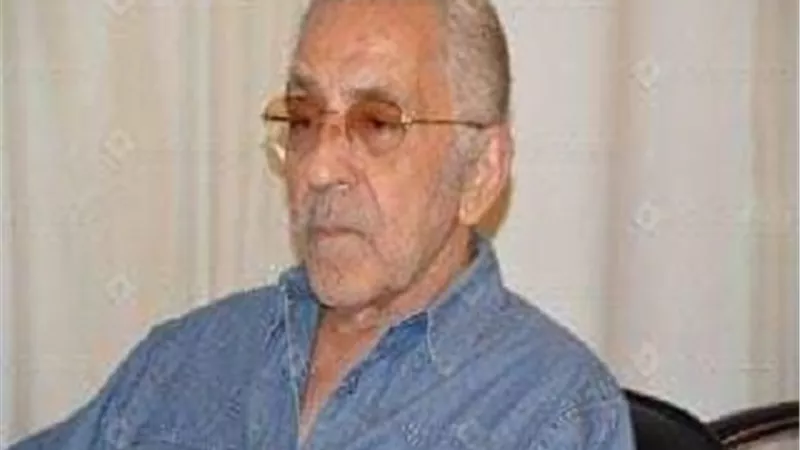 وزيرة الثقافة تنعي رحيل المخرج على عبد الخالق.. 