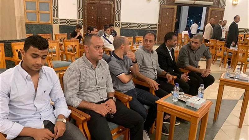 جهاز حرس الحدود ومدرب الأهلي في عزاء والد زوجة مدير التعاقدات بالنادي