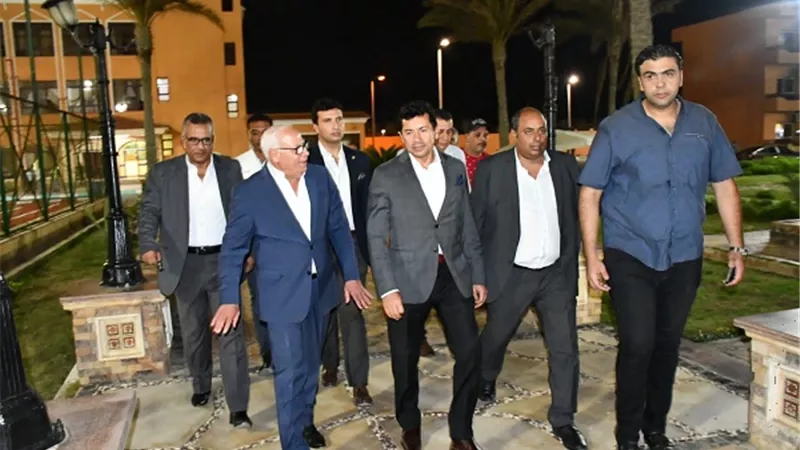 أشرف صبحى يتفقد المدينة الرياضية والشبابية ببورسعيد