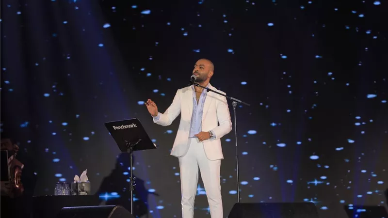 تامر عاشور في حفل منفرد 3 ساعات من الطرب بجدة