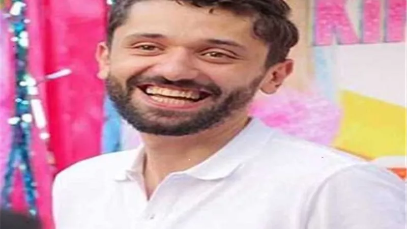 كريم محمود عبد العزيز يقع فى حب روبى فى 