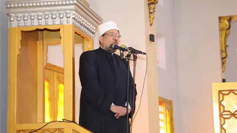 وزير الأوقاف ومحافظ المنوفية يفتتحان مسجد 