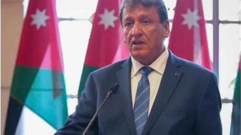 وزير النقل الأردني: أوقفنا الرحلات الجوية من مطار رامون