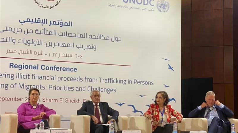 أحمد خليل: مصر بذلت جهودا كبيرة لمكافحة الهجرة غير الشرع