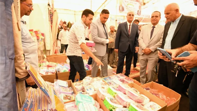 محافظ الدقهلية يفتتح معرض 