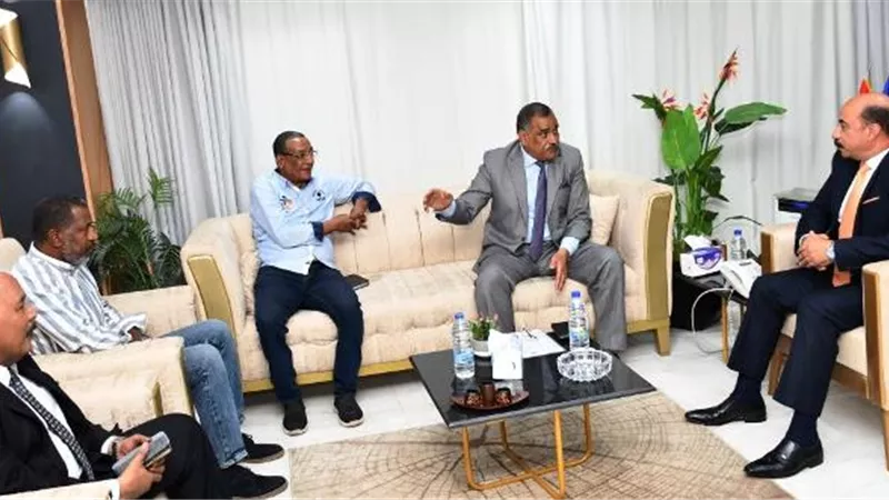 عطية يؤكد على دعمه لمسيرة نادى أسوان الرياضى فى الموسم الجديد