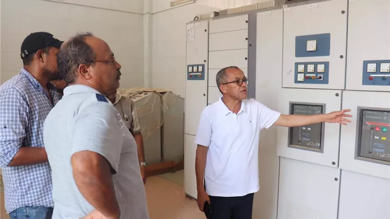 رئيس شركة مياه البحر الأحمر يتفقد محطة الصرف الصحي الرئيسية بالقص