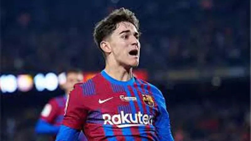 تقارير تكشف موقف جافى من الرحيل عن برشلونة