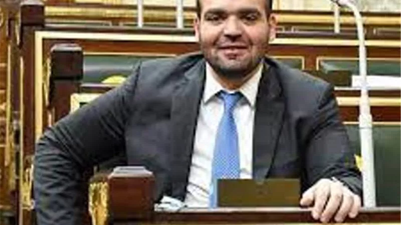برلماني يطالب بإجراء فحص سرطان الثدي قبل الزواج فى سن الاربعين