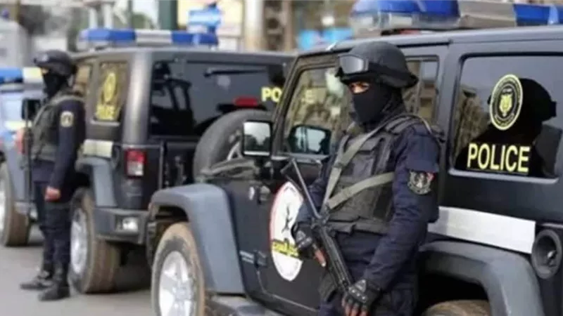 الداخلية تضبط 9 متهمين بـ