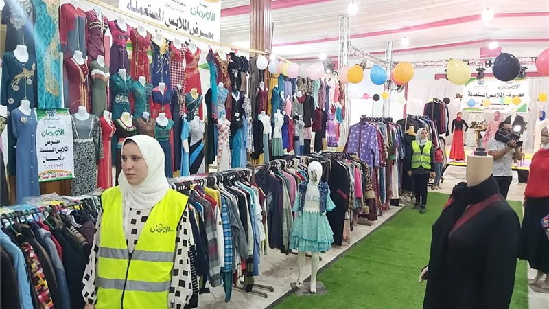 تنظيم معرض توزيع الملابس بالمجان للأسر الأولى بالرعاية بكفر الشيخ