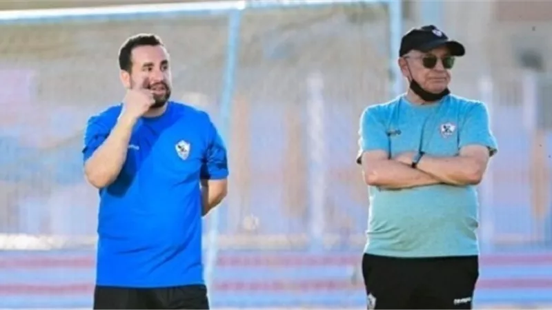 محاضرة فنية وخططية للاعبى الزمالك قبل مران اليوم