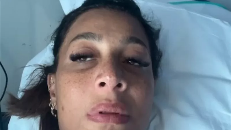 بسمة وهبة توجه رسالة من داخل غرفة العمليات .. فيديو