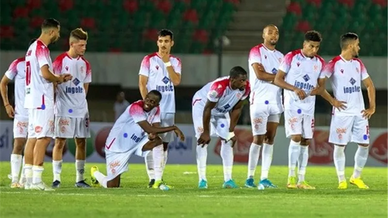 عموتة يختار 20 لاعبا لمواجهة الدفاع الجديدي فى الدورى المغربى