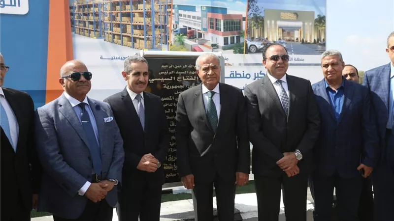 المصيحلي يدشن أول سوق نموذجى بمنطقة الدلتا