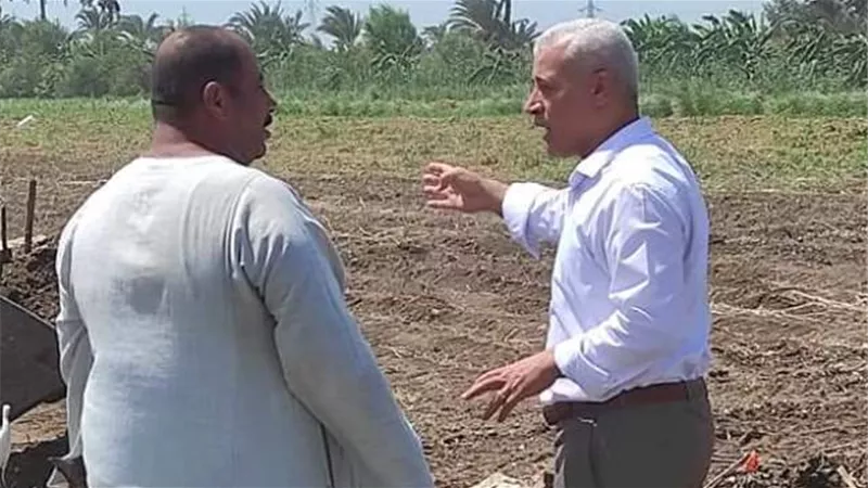 زراعة بنى سويف تتابع تأهيل المساقى الخصوصية فى ببا