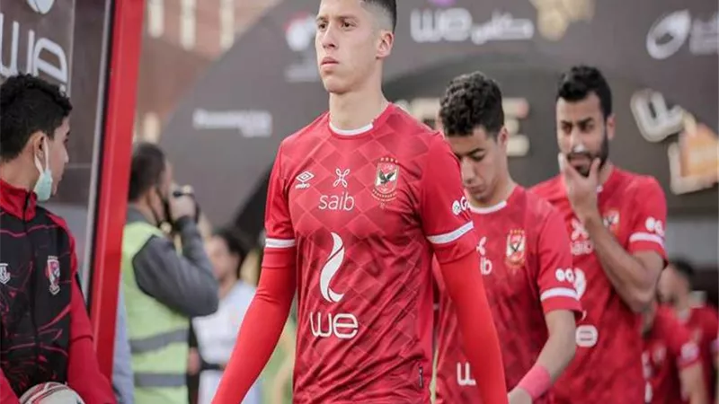 الأهلى يسعى لإنهاء إعارة لاعبه المعار لتسيبلية التشيكي