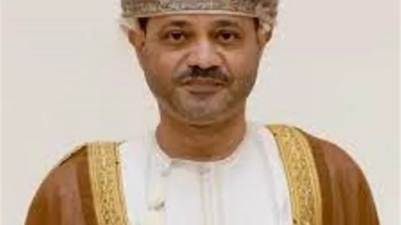 وزير الخارجية العمانى يصل الى القاهرة