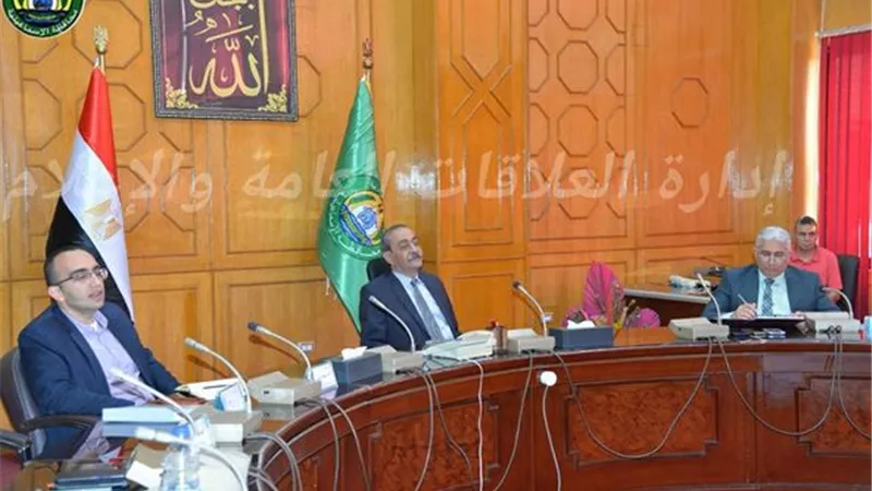 حملات نظافة ومعرض أهلا مدارس استعدادا للعام الجديد بالإسماعيلية