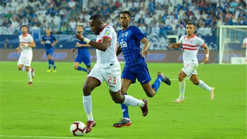 نجم الأهلى السابق: الهلال صاحب الأفضلية ضد الزمالك
