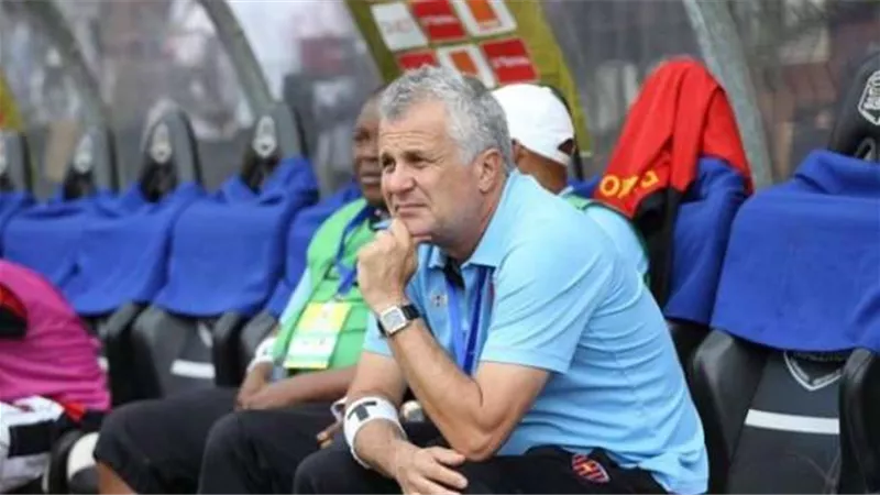 الإتحاد يكشف أسباب التعاقد مع مانولوفيتش