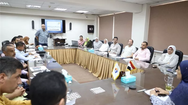 خطة بحث تطهير وحدات انتاج المياه للعام القادم بشركة مياه بني سويف