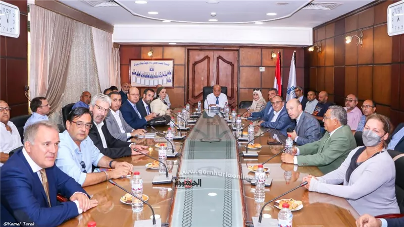 تحويل ميناء دمياط لأكبر ميناء محوري لوجيستي بالبحر المتوسط