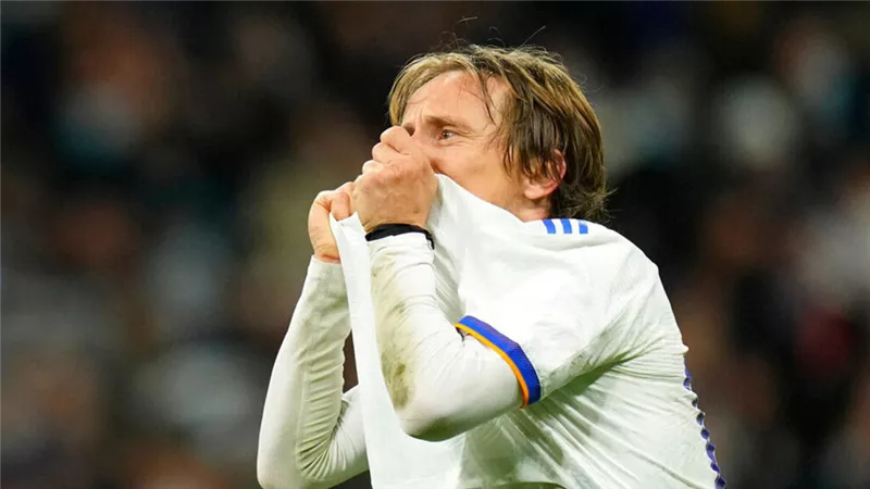 دورى الابطال.. مودريتش يسجل الهدف الثانى لريال مدريد فى مرمى سيلتك.. فيديو
