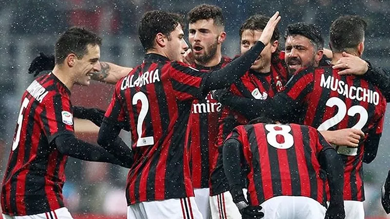 دورى ابطال اوروبا.. التعادل الايجابى يحسم مباراة ميلان وسالزبورج