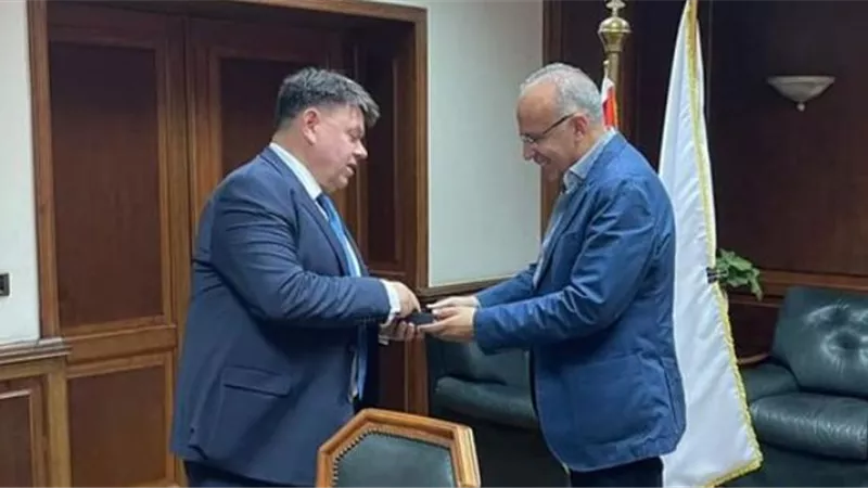 وزير الري يبحث مع أمين عام المنظمة العالمية للأرصاد الجوية تعزيز التعا