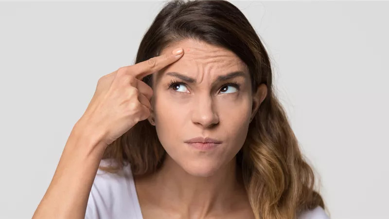 علامات تدل على نقص الكولاجين بالجسم