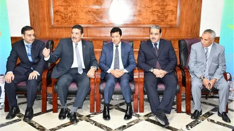 وزير الرياضة يناقش الخطة المستقبلية للاتحادين العربي والمصرى للرياضة للجميع