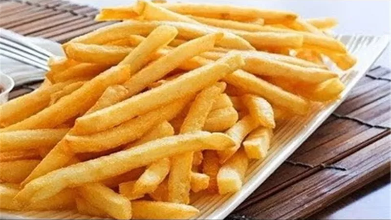 خلى بالك..خطوة بسيطة تجعل البطاطس المقلية غير 