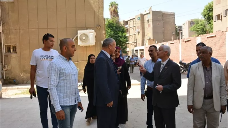 نائب رئيس جامعة أسيوط يواصل جولاته التفقدية لقطاع المدن الجامعية