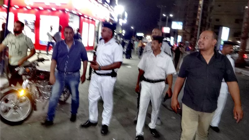 تحرير ٧٠ محضر وتنفيذ ٣٩ إزالة إدارية فى حملة للمرافق بمدينة الأقصر