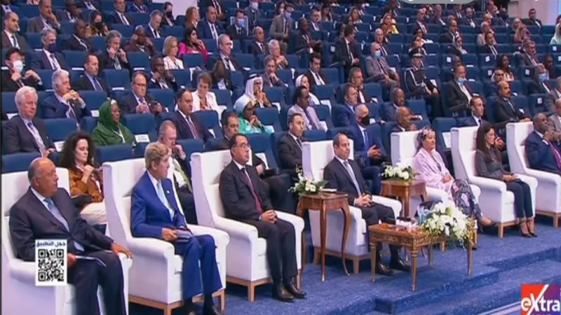 السيسي يشهد انطلاق فعاليات منتدى مصر للتعاون الدولي ويرحب الحضور