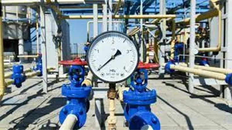أسعار الغاز في أوروبا تهبط دون 2130 دولارا