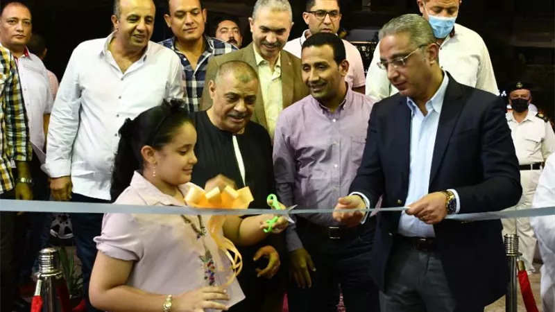 محافظ الفيوم يفتتح معرض أهلاً مدارس