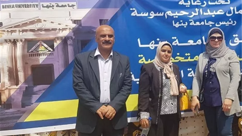 الكشف علي ٢٧٥ حالة .. فى قافلة طبية لجامعة بنها بقرية بالخانكة