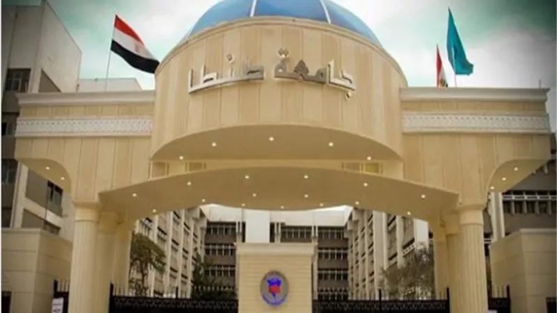 رئيس جامعة طنطا يتفقد تجهيزات استديوهات قناةالجامعة الفضائية التعليمية