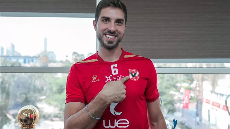 الاهلى يحصل على توقيع الإيطالي 