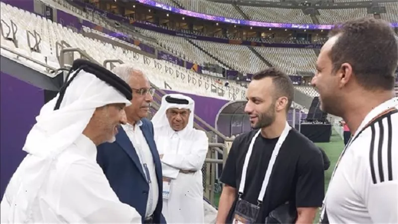 رئيس الاتحاد القطري يحضر تدريبات الزمالك