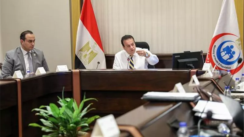 وزير الصحة:القيادة السياسية تولي اهتمامًا كبيرًا بملف الزيادة السكانية