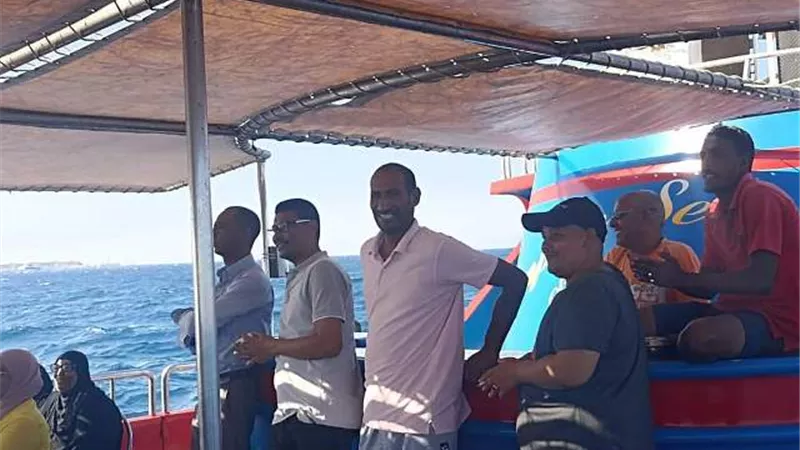 مستشفي الغردقة العام تنظم رحلة ترفيهية لمرضى الفشل الكلوى..صور